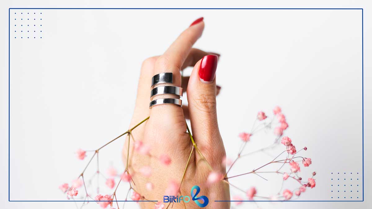 ایده طراحی ناخن قرمز